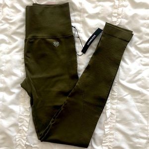 Seamless High-Rise Leggings- Olive Green